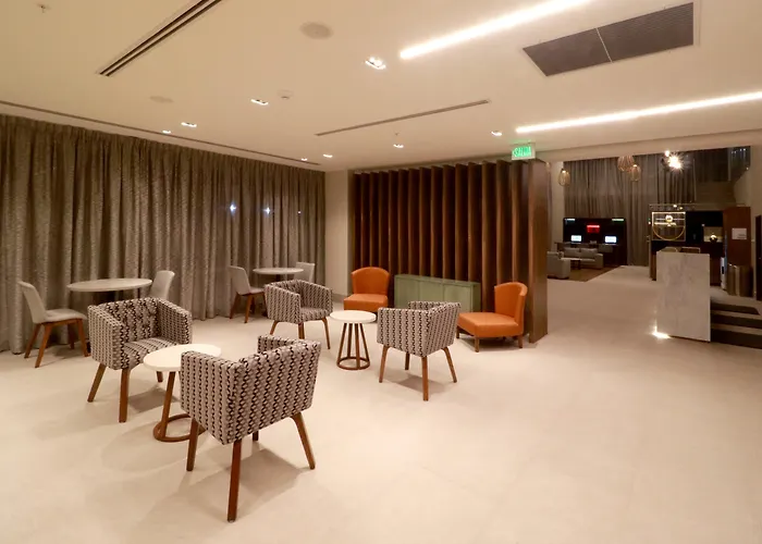 Holiday Inn & Suites - Monterrey Apodaca Zona Airport By Ihg